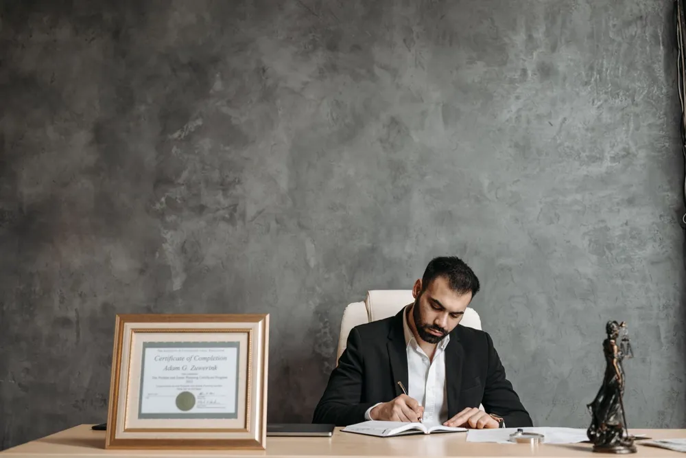 Como criar conteúdo jurídico com IA sem perder credibilidade