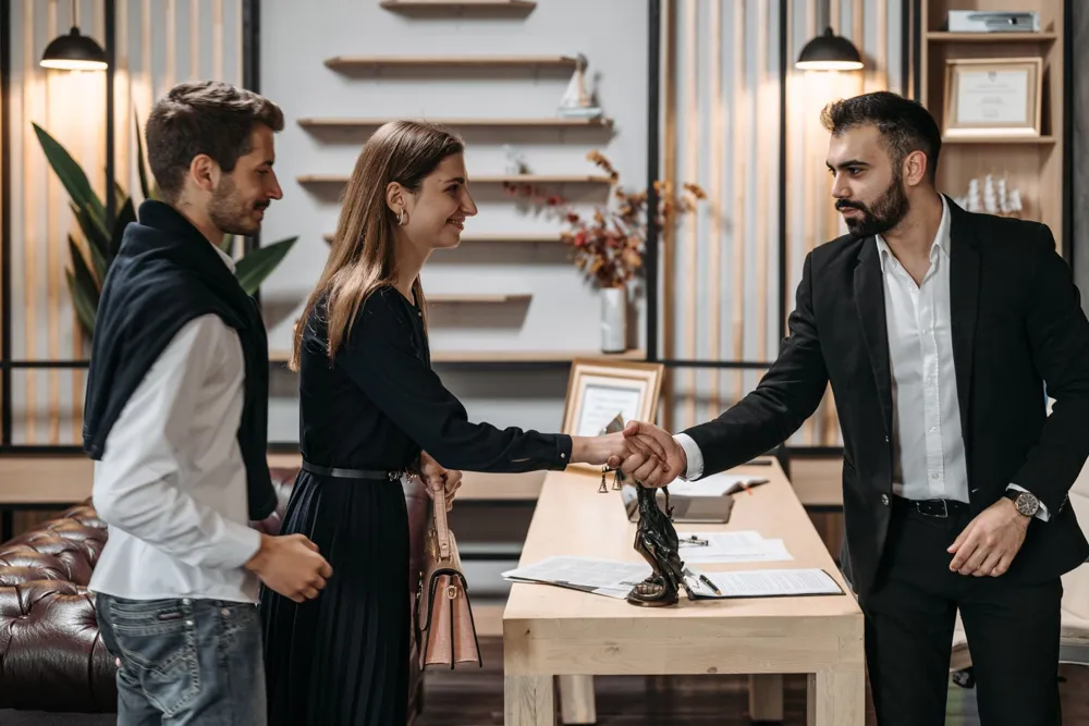 Como escolher IA para vendas e atendimento comercial: guia prático