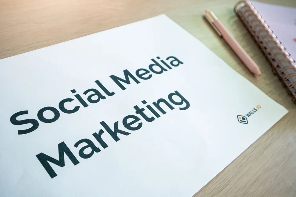 Como escolher social media em Salvador: compare propostas, preços e contrato